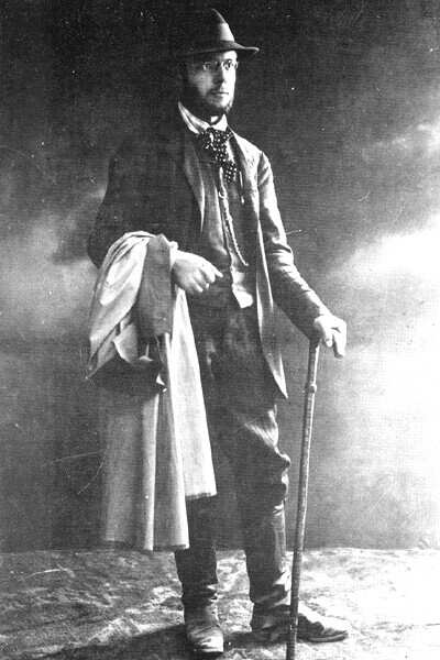 Béla Bartók — The Ambrosian Singers Ambrosian Singers The Miraculous Mandarin · 2 Portraits Béla Bartók — The Ambrosian Singers Ambrosian Singers The Miraculous Mandarin · 2 Portraits