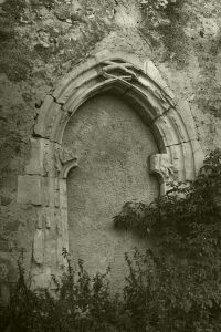 A luthernus templom befalazott bejrata