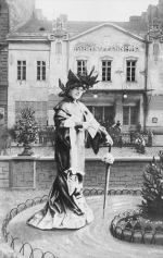 A Kirly Sznhz s legnpszerbb mvsznje, Fedk Sri. Az operettsznhz 1903. november 6-n nylt meg.